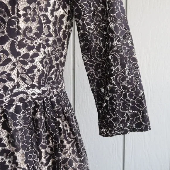 Eliza J Lace 3/4 sleeve Dress - Picture 4 of 14